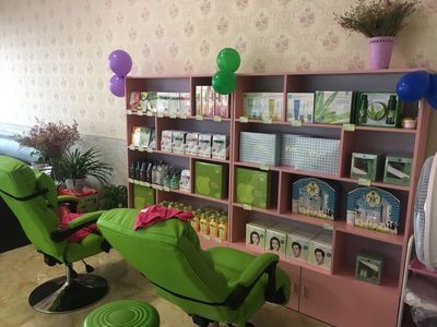 小資生活化妝品加盟店 體驗式營銷與醫(yī)療服務(wù)融合，全面提升顧客服務(wù)質(zhì)量